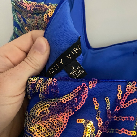 Juniors Size 5 City Vibes Prom/Homecoming Blue Purple Rhinestone Cocktail Dress - Picture 4 of 4